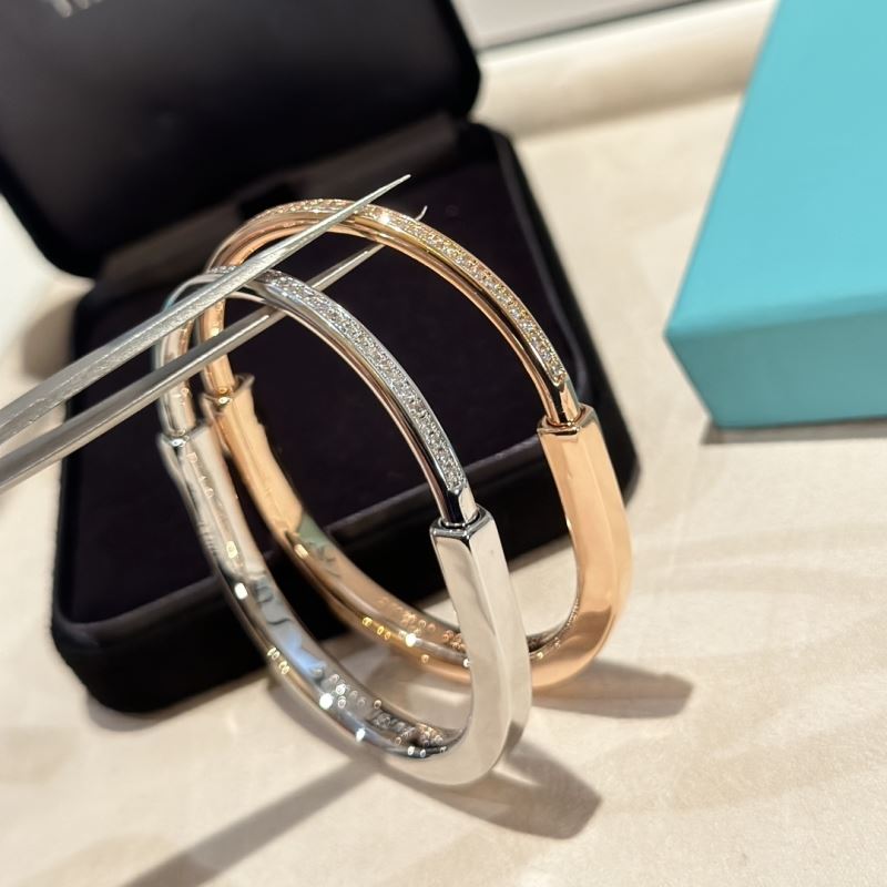 T*f*ny bracelets